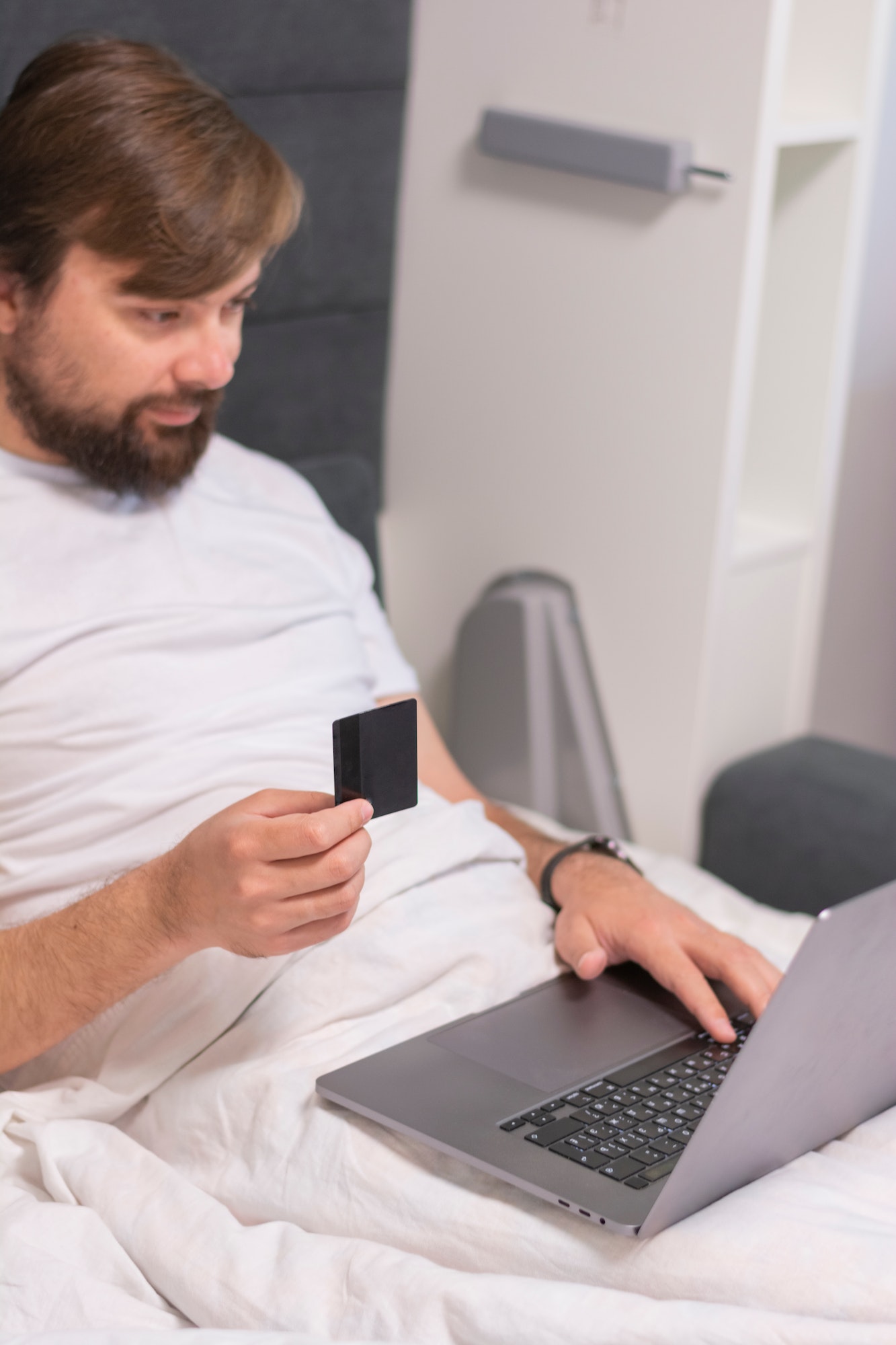 Brand Misfit trusting purchase knew hot to create strong passwords ahead of time
