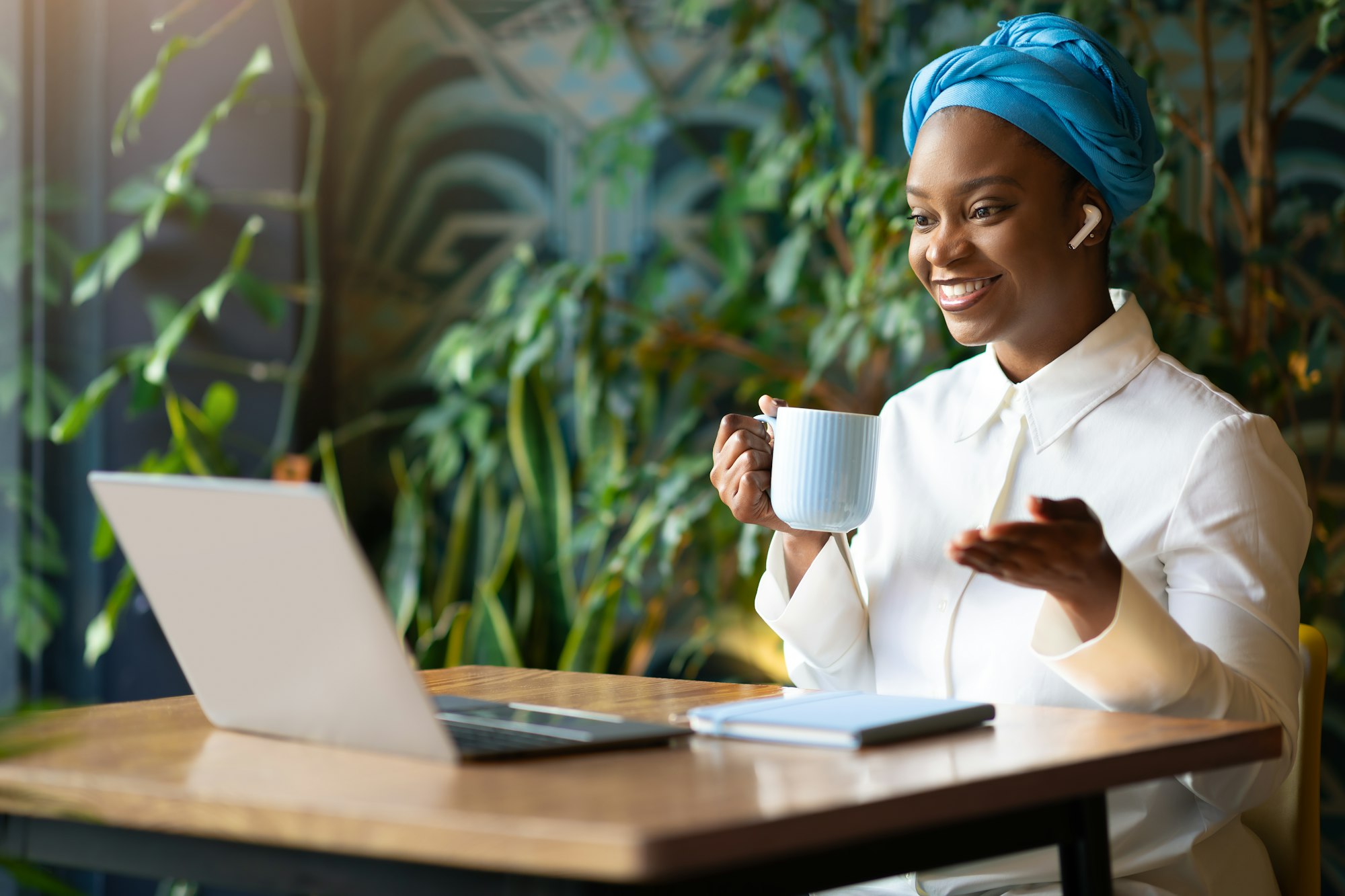 Misfit Entrepreneur™ enjoying the freedom of her new evergreen strategies